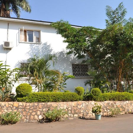 Shangri-La Hotel Uganda Kampala Bagian luar foto
