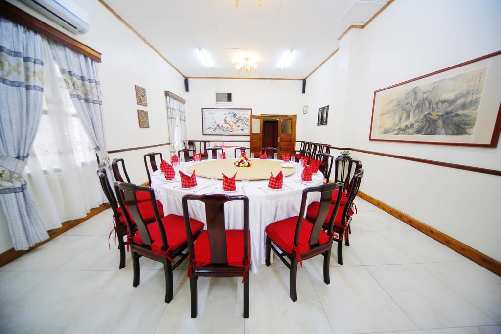 Shangri-La Hotel Uganda Kampala Bagian luar foto