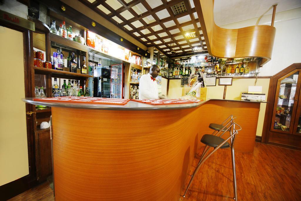 Shangri-La Hotel Uganda Kampala Bagian luar foto