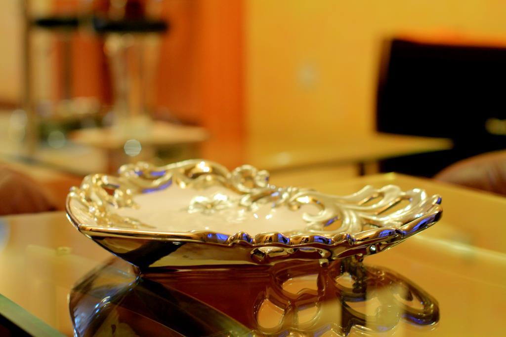 Shangri-La Hotel Uganda Kampala Bagian luar foto